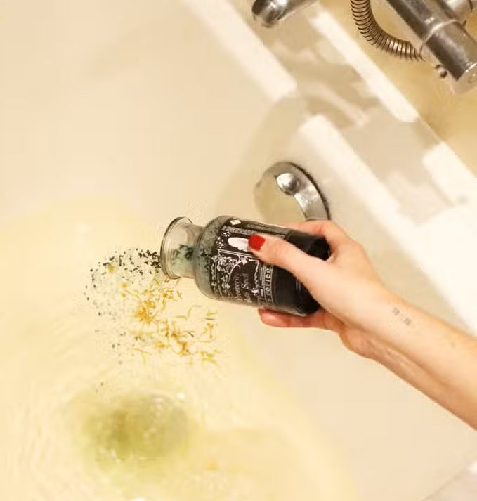 Sal de Banho Ritual de Prosperidade com Amuleto de cristal de Aventurina (240 g)